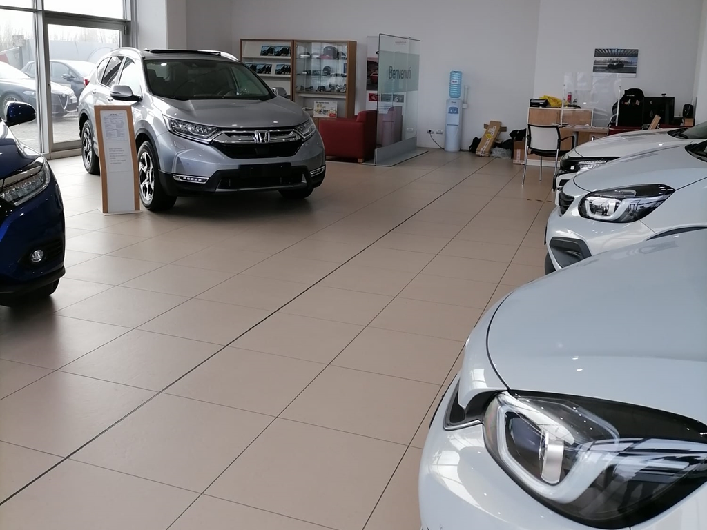 AUTOLEONE 2 - Concessionaria Ufficiale Honda